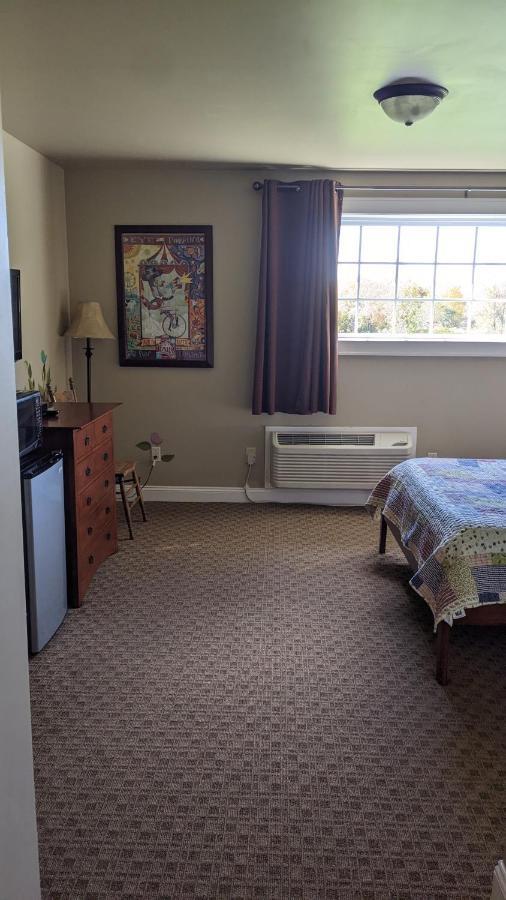 The Meadowlark Inn East Springfield 외부 사진
